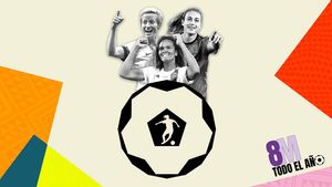 Multimèdia | Les futbolistes es rebel·len davant un Mundial de dones pensat per homes