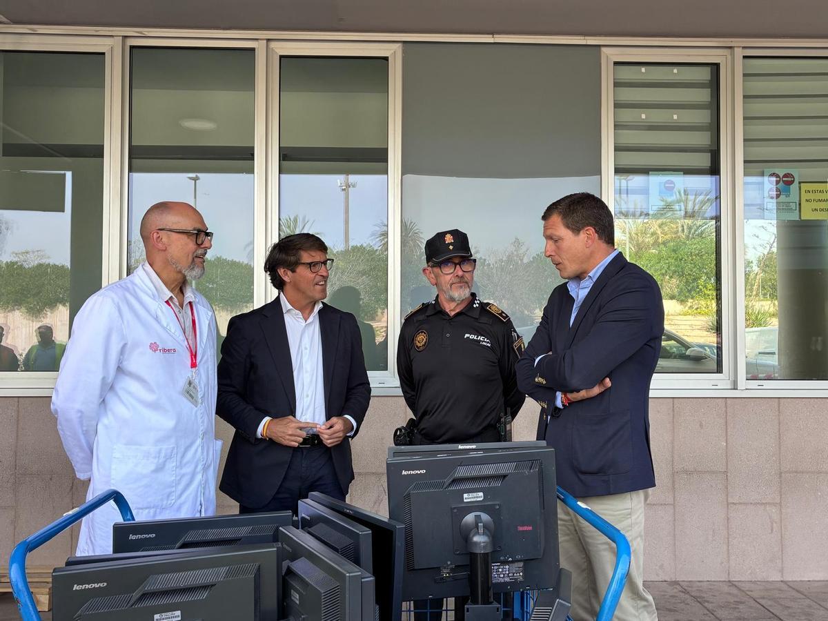 Los equipos donados por el Hospital del Vinalopó de Elche a Protección Civil