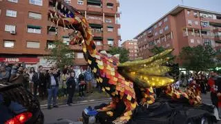 San Jorge calienta motores en Cáceres con su concurso de dragones
