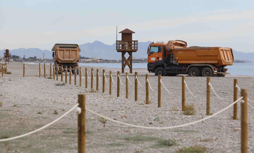 Retiran sin avisar piedra de la playa de Corinto para Almenara.