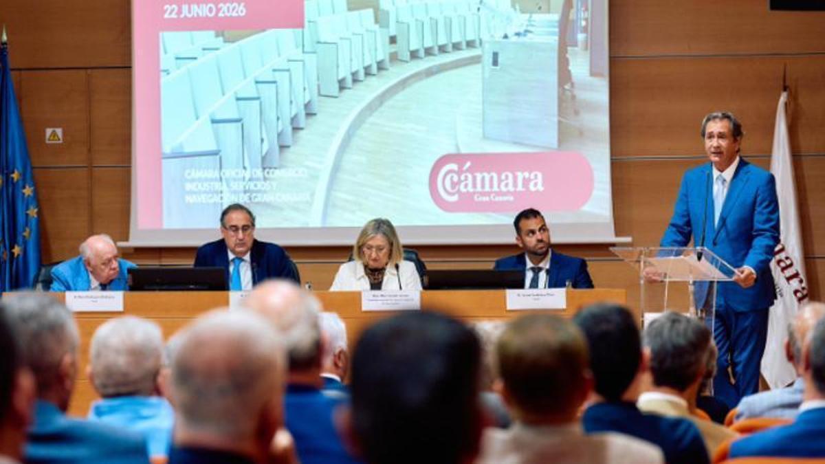 la paz empresarial preside la renovación de los cargos