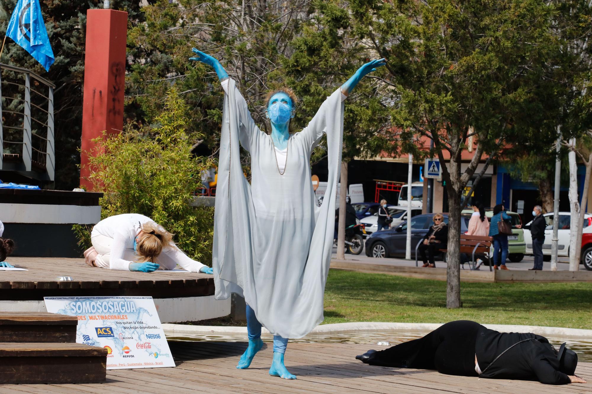 Extinction Rebellion se moviliza en el Parque de la Paz contra la privatización de los recursos hídricos