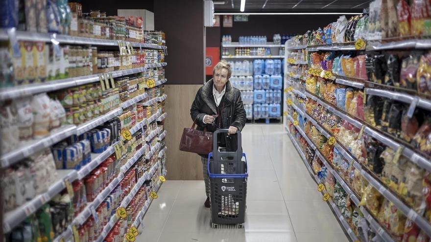 El Supremo anula la obligación de pagar un 10% más a los contratados por ETTs en supermercados catalanes