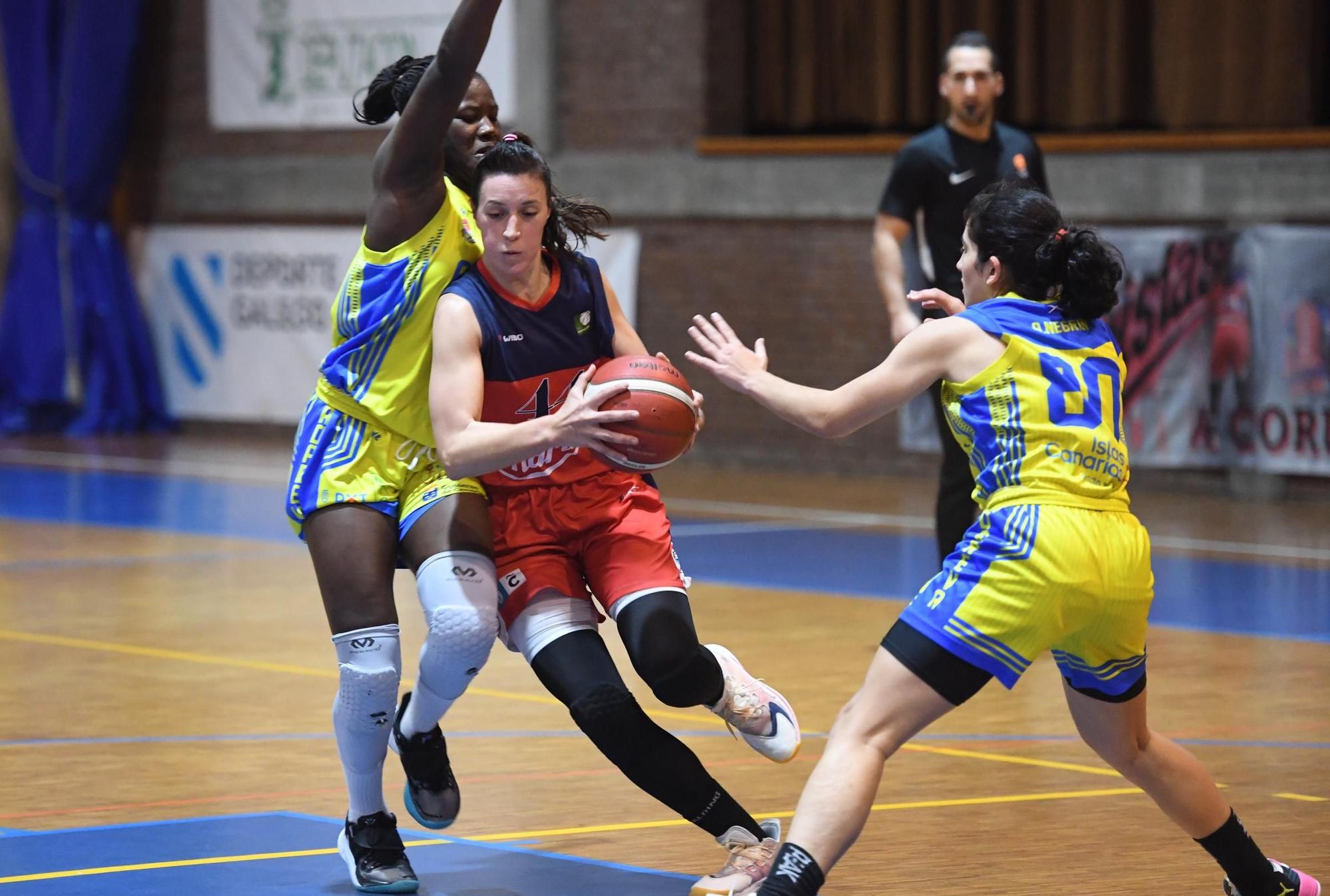 El Maristas cae 66-69 ante el Vega Lagunera Adareva Tenerife