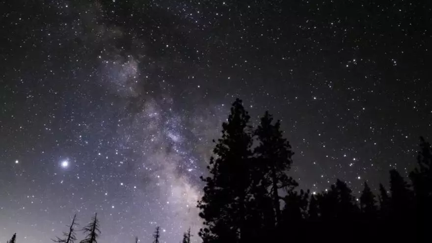 La madrugada del 28 de agosto se producirá una alineación planetaria visible desde España