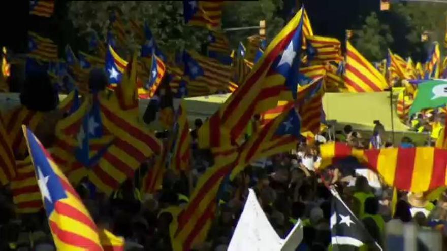 El apoyo a la independencia en Cataluña cae 8 puntos, según el CIS catalán