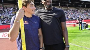 Duplantis establece un nuevo récord del mundo de salto con pértiga con 6,28 metros