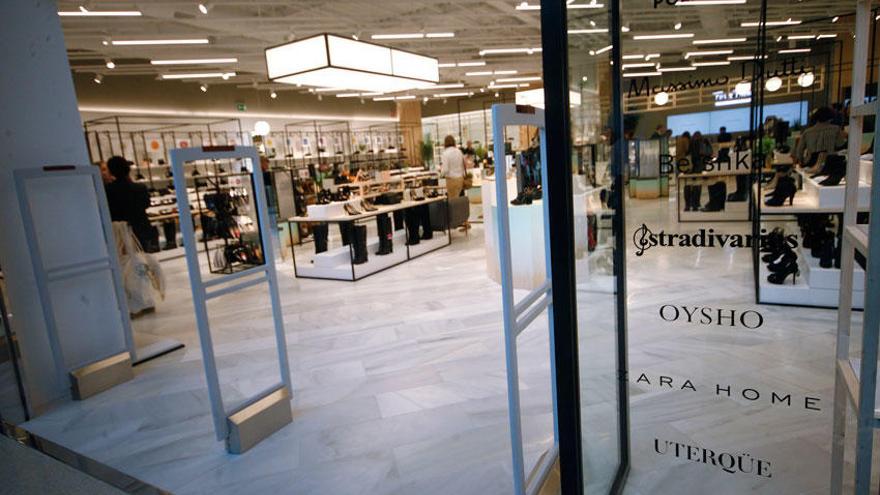 Tienda El Tempe, del Grupo Inditex, en el centro comercial Coruña The Style Outlets.