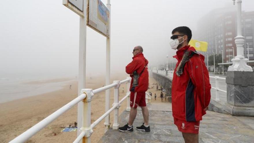 VÍDEO: Así inicia Gijón la temporada de baños