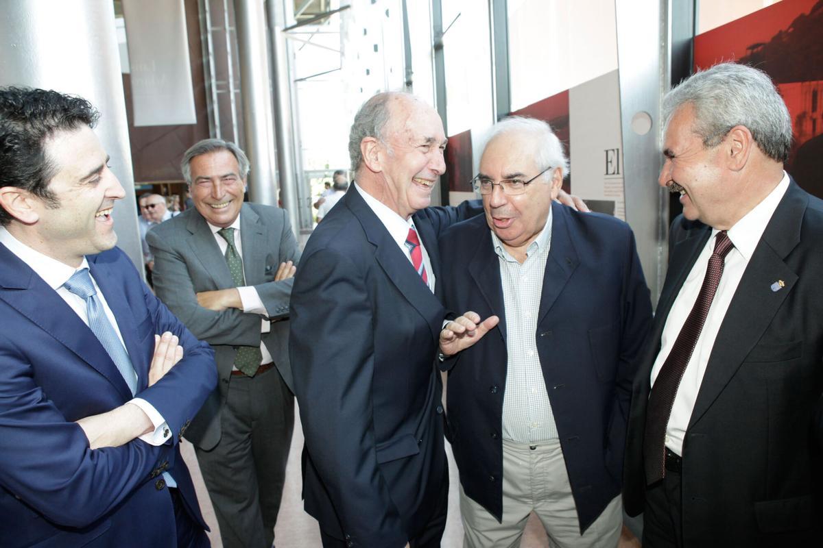 La vida política de Graciano Torre, en imágenes