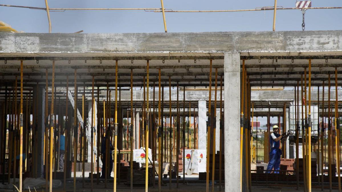 Trabajadores de la construcción en la provincia de Zamora.