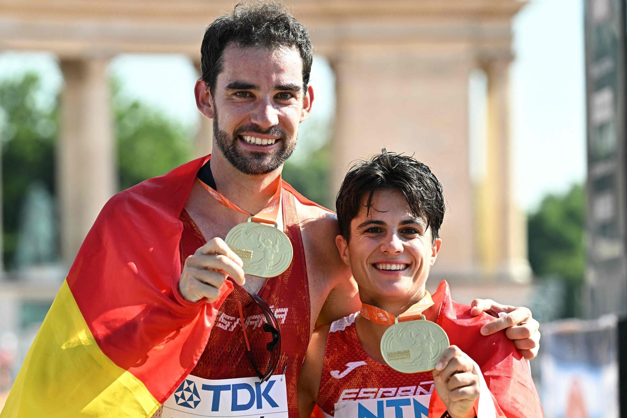 La reflexión de María Pérez y Álvaro Martín tras hacerse con el oro en  atletismo