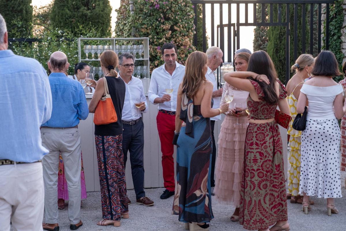 La celebración del tradicional cóctel solidario de la Orden de Malta, en imágenes