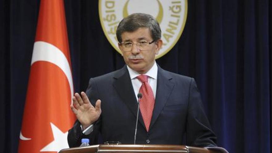 Ministros de Relaciones Exteriores de Turquía, Ahmet Davutoglu.