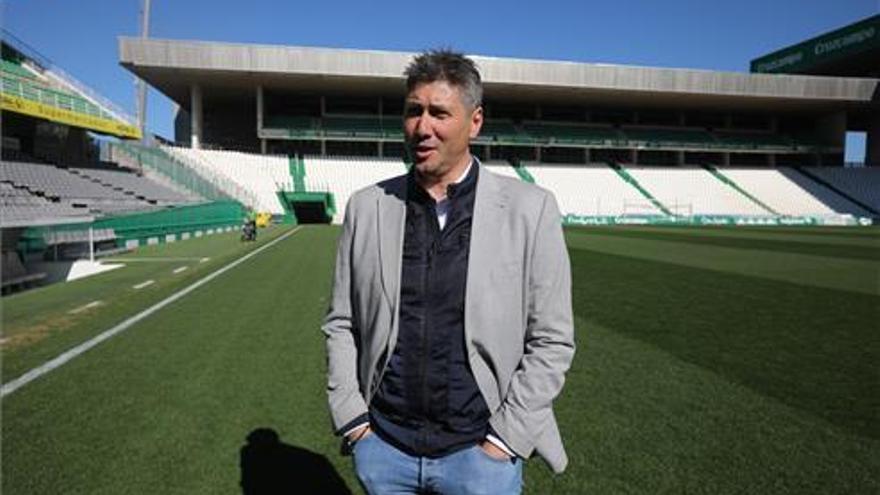 Alfonso Serrano comunica que sigue en el Córdoba CF