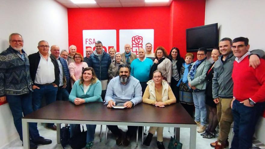 Los críticos del PSOE de Langreo piden el voto a la militancia para &quot;cerrar heridas&quot;