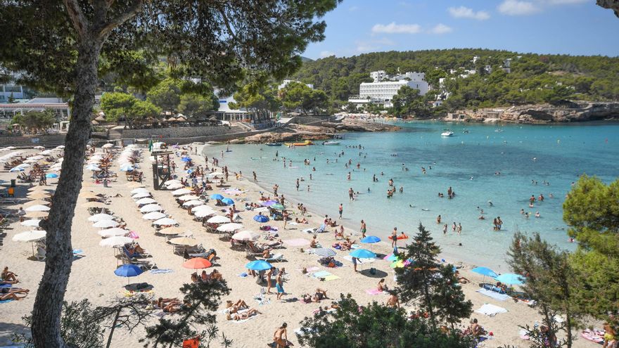 Conciertos en la playa y procesión marinera para celebrar las fiestas de Portinatx