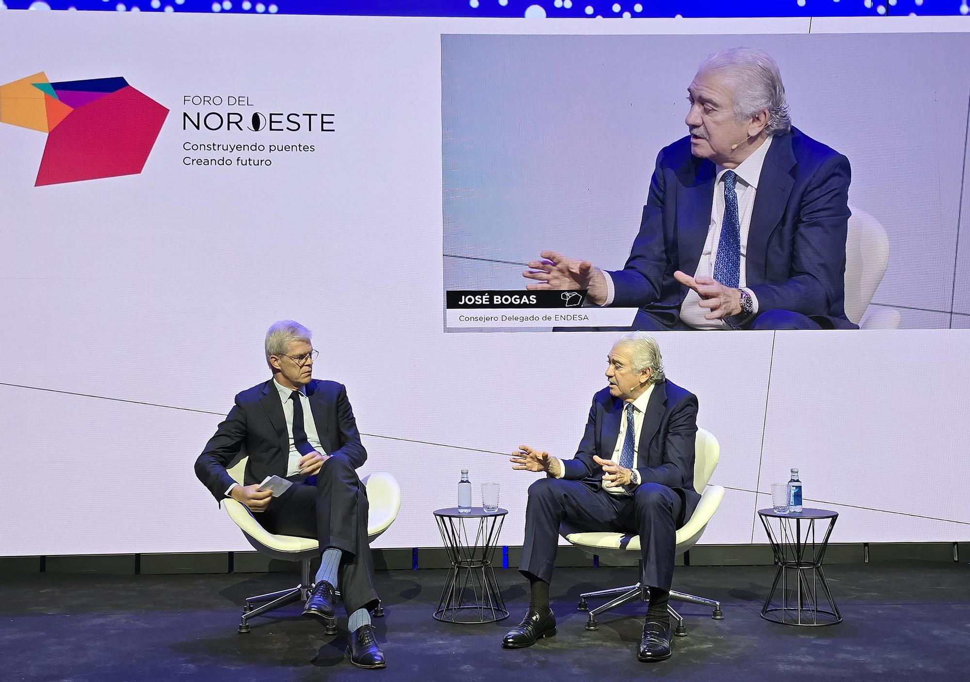 El poder político y empresarial se cita en Santiago