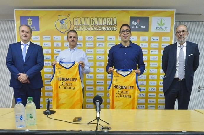 09-07-2020 LAS PALMAS DE GRAN CANARIA. Presentación oficial de Willy Villar y Porfi Fisac, nuevos director deportivo y entrenador del Herbalife Gran Canaria. Fotógrafo: ANDRES CRUZ  | 09/07/2020 | Fotógrafo: Andrés Cruz