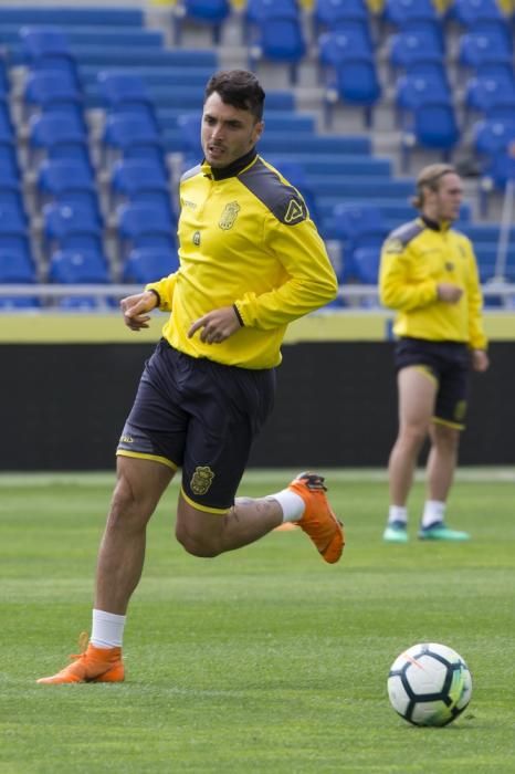 Entrenamiento de la UD previo al partido contra el Betis (18/04/2018)