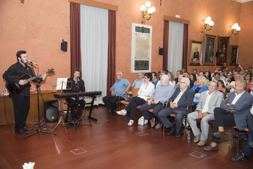 Acte per lliurar a Josep Rueda la medalla de la Ciutat al mèrit Cívic