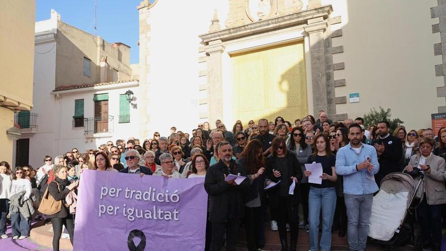Quinta concentración de protesta por una Semana Santa Inclusiva de Sagunto