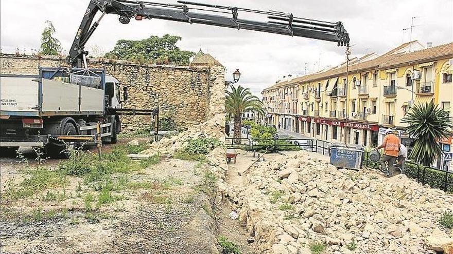 Comienza los trabajos para la restauración del muro del Carmen