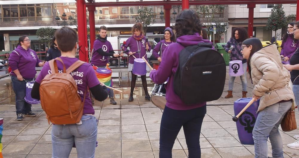 La batucada recorrió las calles del centro de Vigo