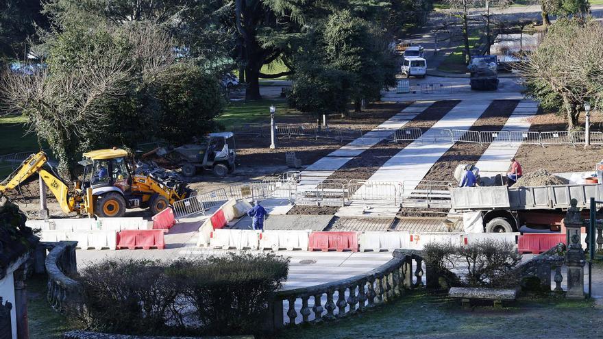 Cortes de tráfico nas avenidas da Coruña e Compostela no Campus Sur