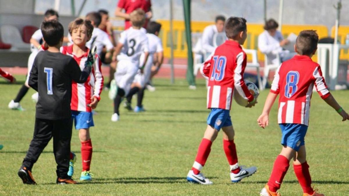 El Mundialito de fútbol base ya rueda en la Costa Daurada