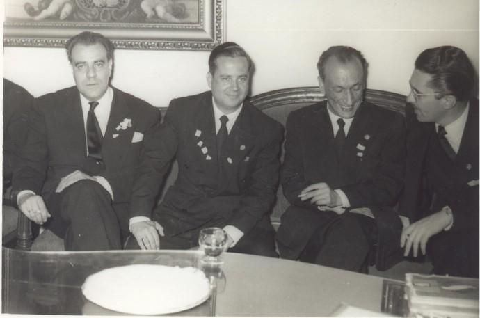 José Antonio Gutiérrez Peña, segundo desde la izquierda