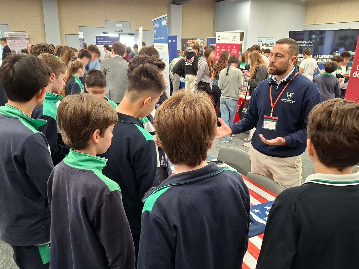 Un momento de la feria de universidades impulsada por Elis
