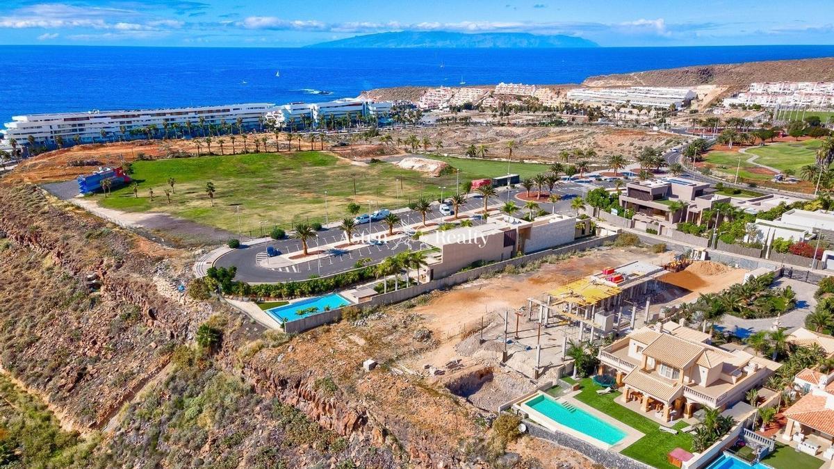Vista área de la calle más cara de Canarias.
