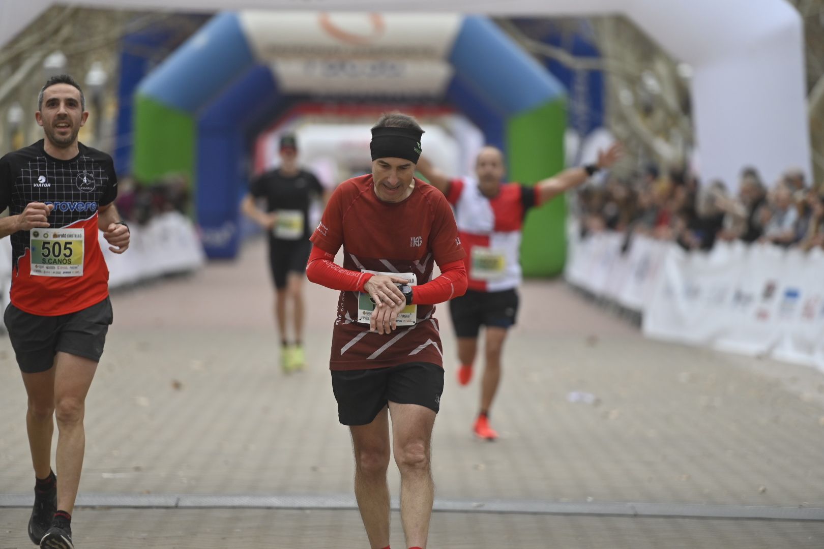 Búscate en las fotos: Las mejores imágenes del Marató bp y el 10K Facsa 2024 de Castelló