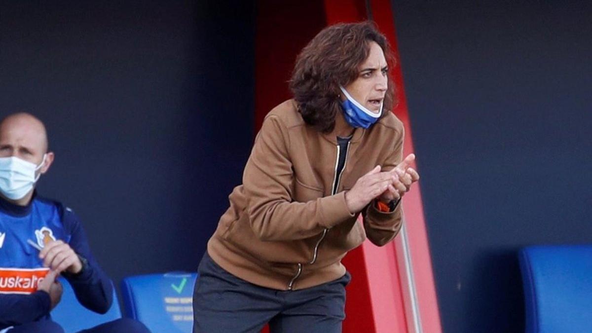 Natalia Arroyo, entrenadora de la Real Sociedad, atiende a SPORT