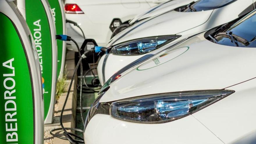 Iberdrola instalará un punto de recarga rápida para coches eléctricos en Alicante