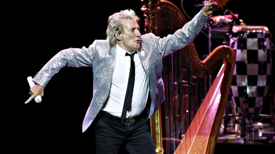 Rod Stewart se corona en su retorno a Madrid