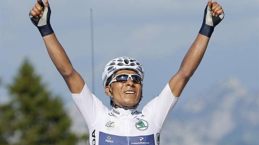 Quintana se doctora en Semnoz, etapa, segundo y rey de la montaña