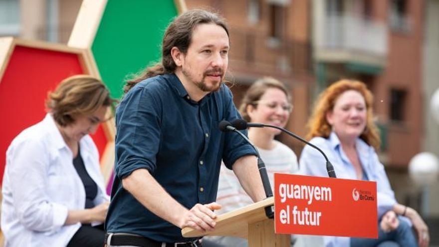 Iglesias y Colau reclaman a Sánchez que en Moncloa haya un gobierno progresista