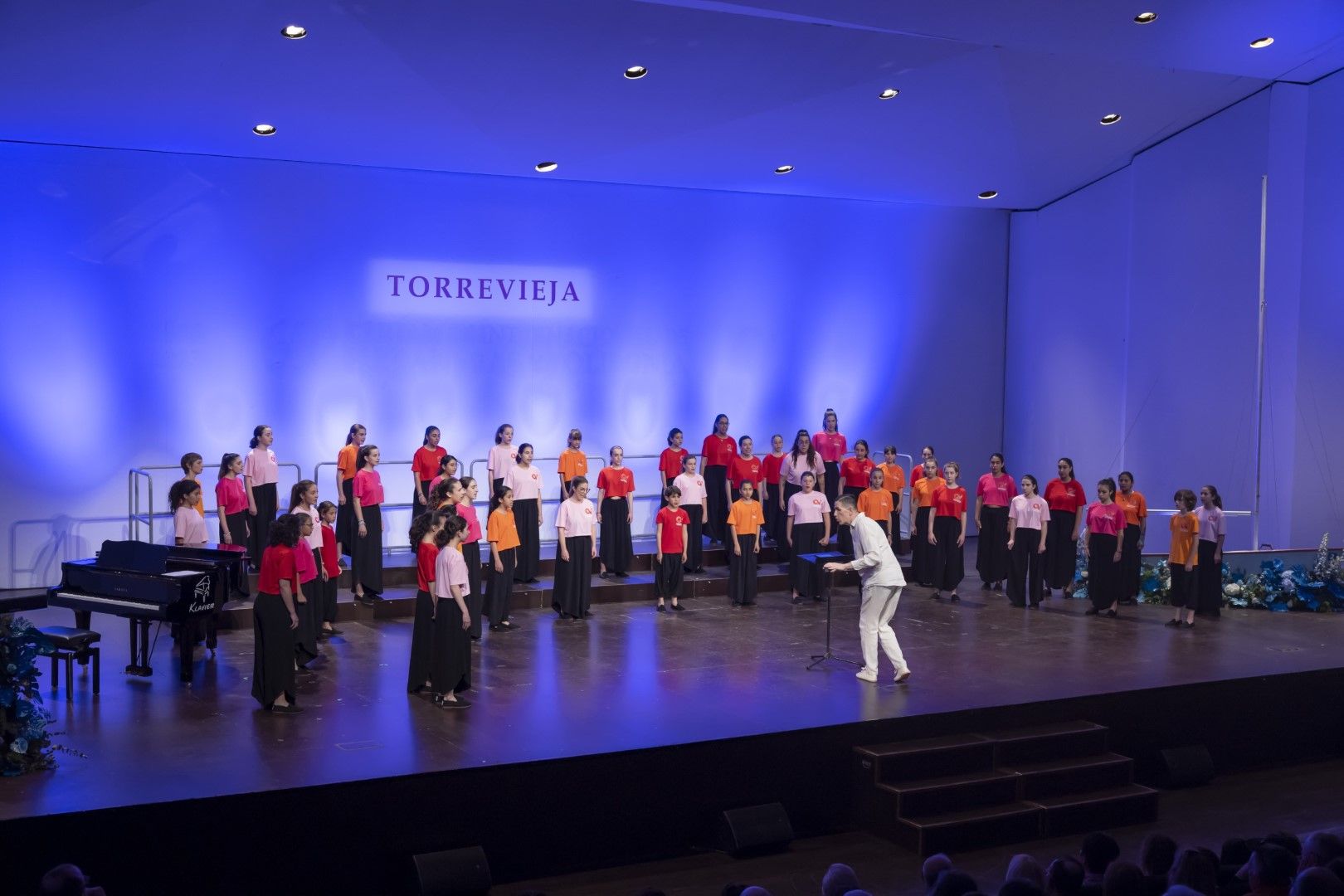 El Coro de Niños de Baao (Filipinas) gana el Certamen Internacional Juvenil de Habaneras de Torrevieja