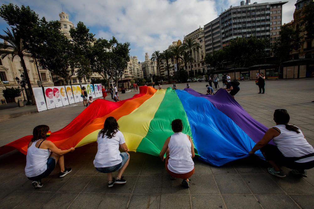 Lambda cierra en València el proyecto "Km por la diversidad y los derechos de las mujeres LTB"