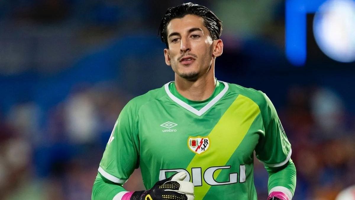 Dani Cárdenas, en un partido con el Rayo.