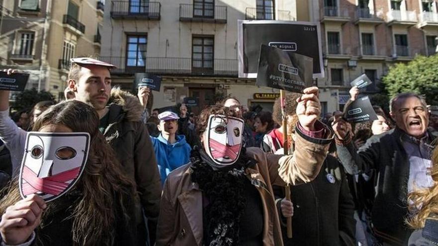 Un minuto de silencio por Canal 9