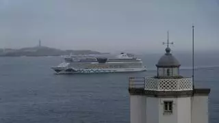A Coruña recibe su primera triple escala de cruceros del 2026 con más de 8.500 personas