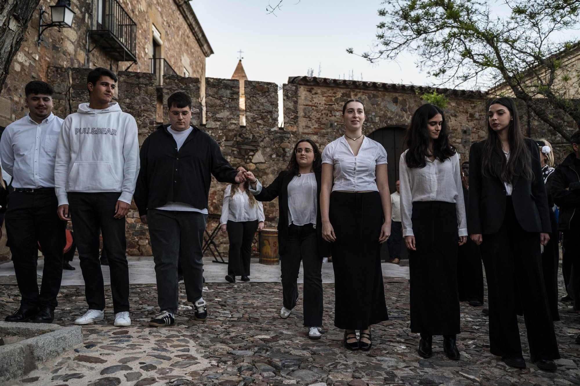 Cáceres festeja la luna llena de mayo