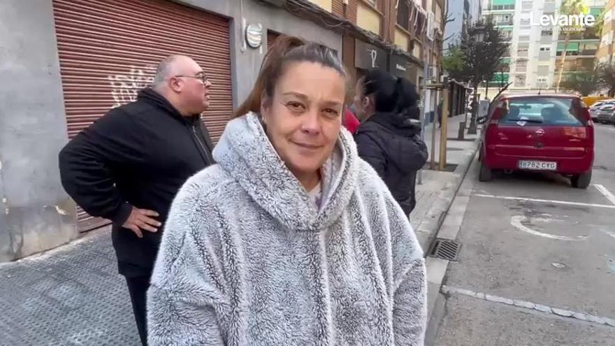 Una testigo de los incendios registrados esta madrugada en la calle Jerónima Galés: "Había humo por toda la casa"