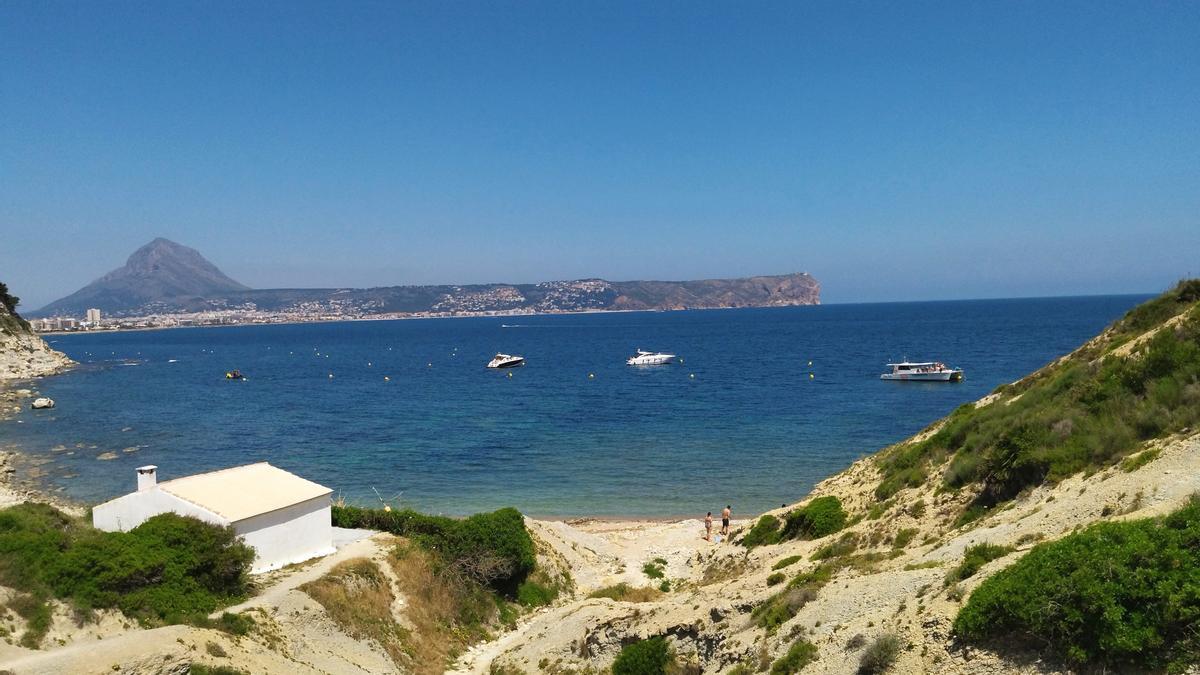 Imagen de la cala Sardinera de Xàbia