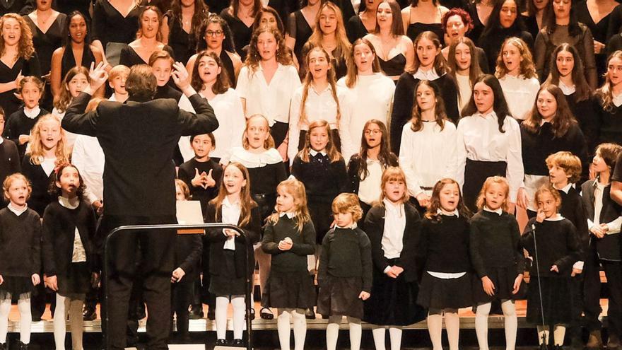 Una actuación pasada del ‘Concert de Nadal dels Cors del Teatre Principal’