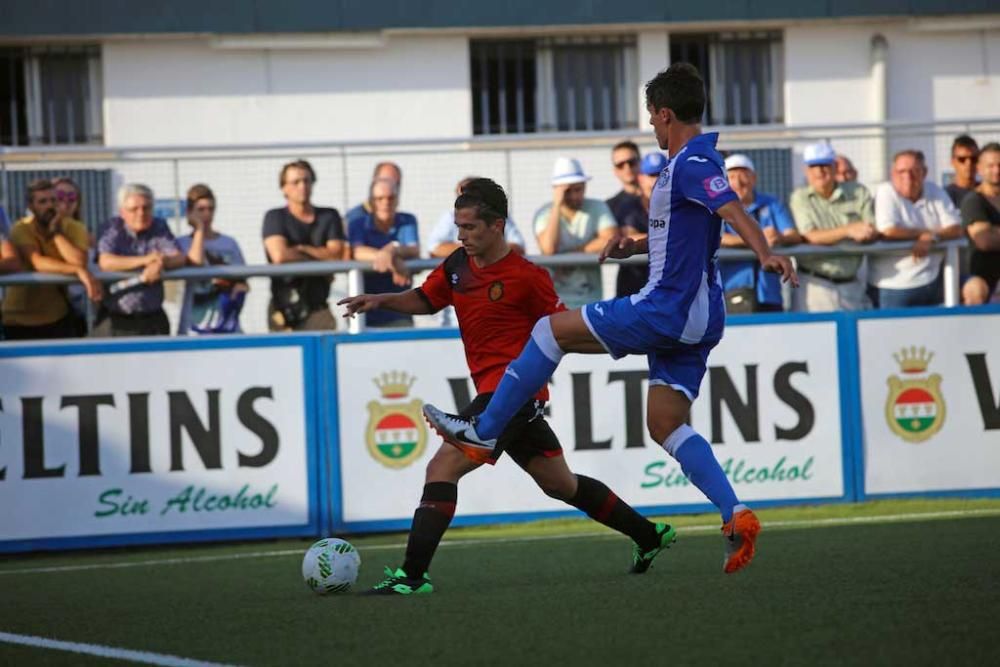 Der mallorquinische Fußball-Drittligist Atlético Baleares hat am Samstagabend (27.8.) gegen die Filialmannschaft von Real Mallorca mit 2:1 gewonnen.