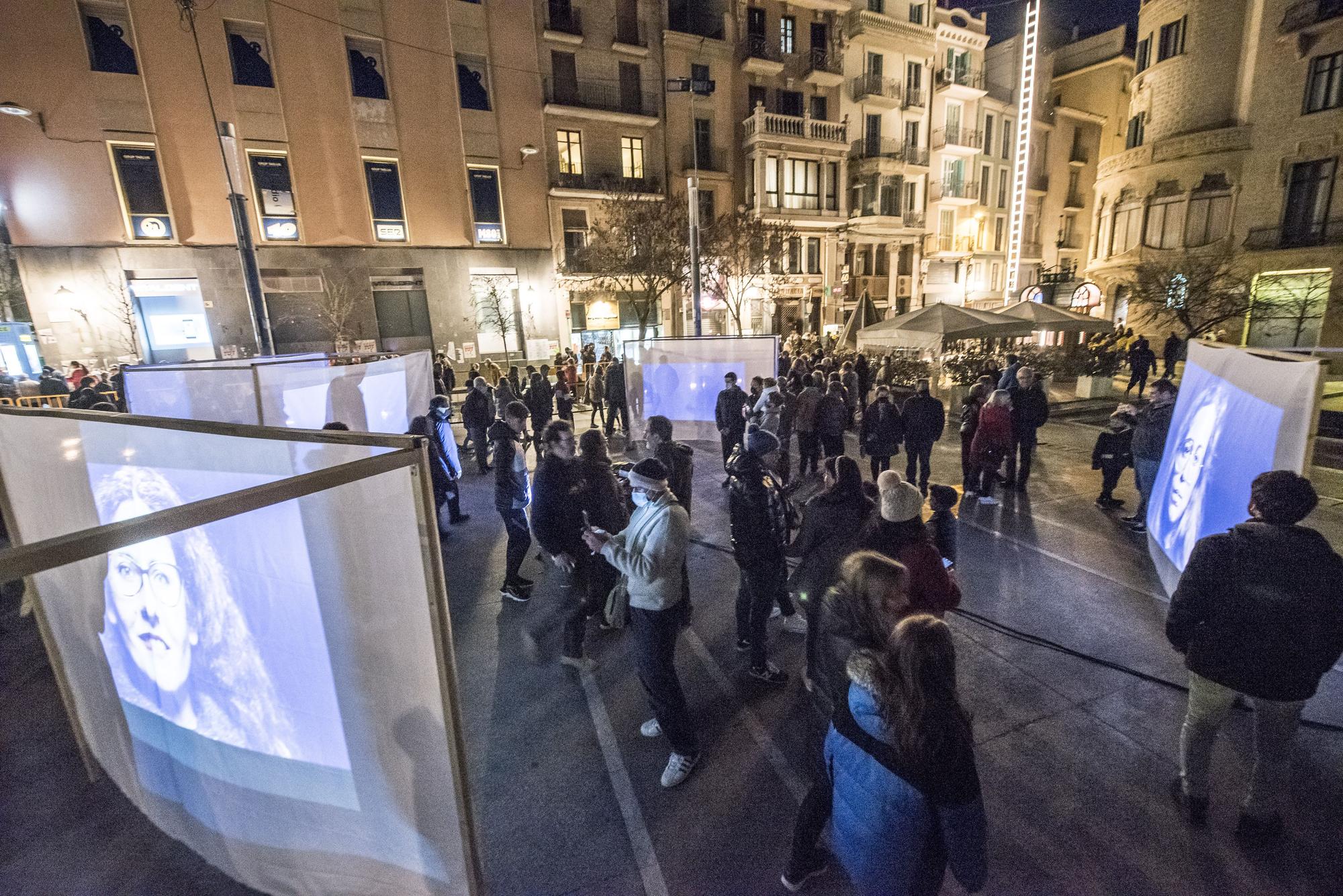 Òmnium omple Sant Domènec d’espelmes durant la Festa de la Llum